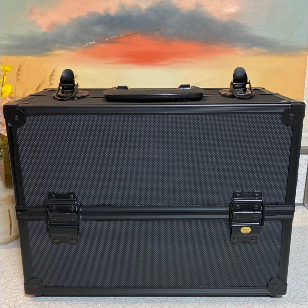 Black Textured Storage Box - Picture 2 of 10